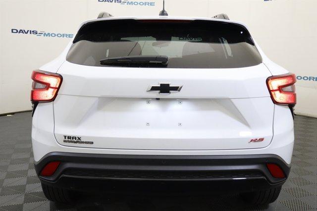 new 2025 Chevrolet Trax car, priced at $27,294