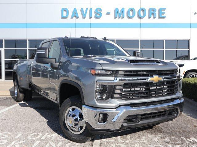 new 2025 Chevrolet Silverado 3500 car, priced at $74,875