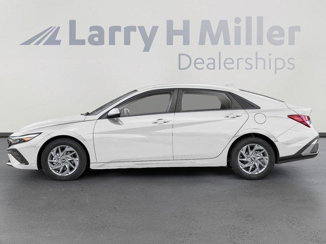 new 2025 Hyundai Elantra car, priced at $24,356