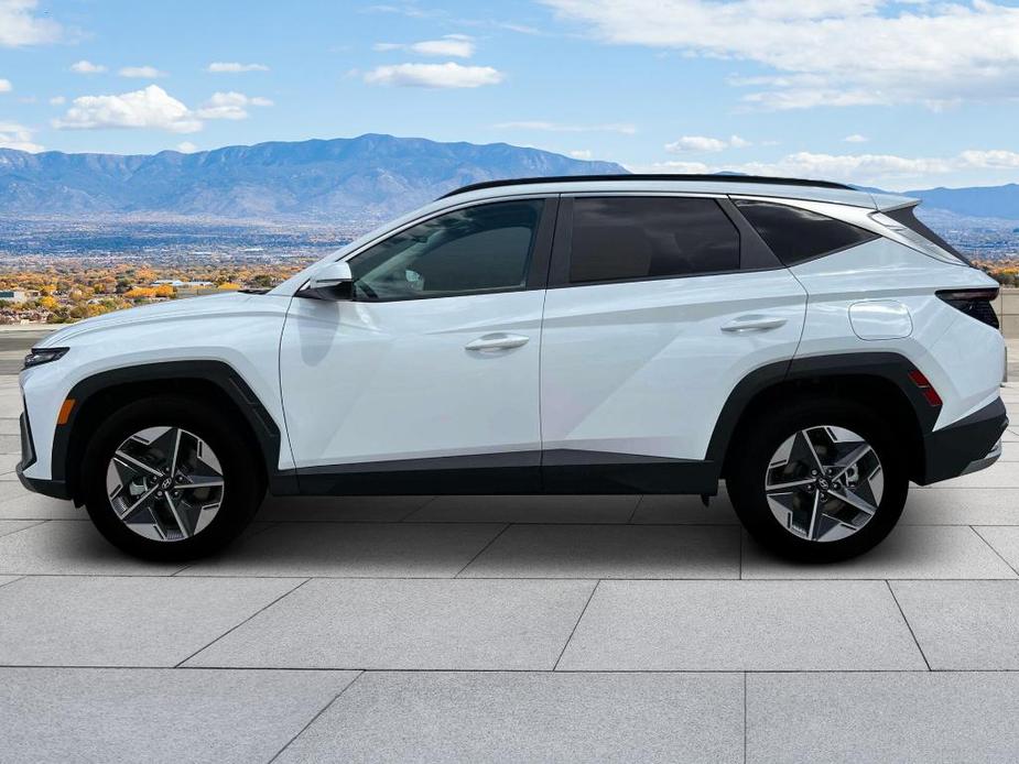 new 2025 Hyundai Tucson Hybrid car, priced at $39,763