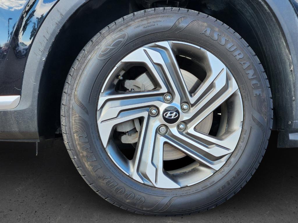 used 2021 Hyundai Santa Fe car, priced at $18,700