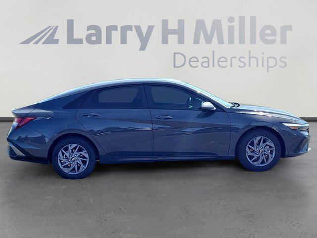 new 2024 Hyundai Elantra car, priced at $26,072