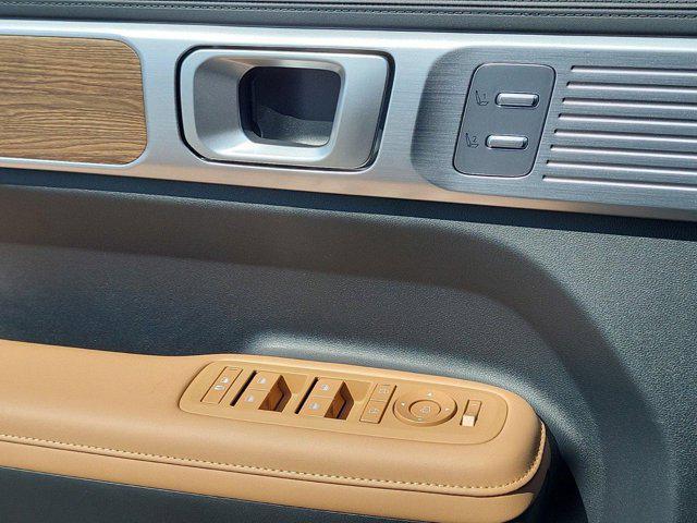 new 2025 Hyundai Santa Fe car, priced at $42,702