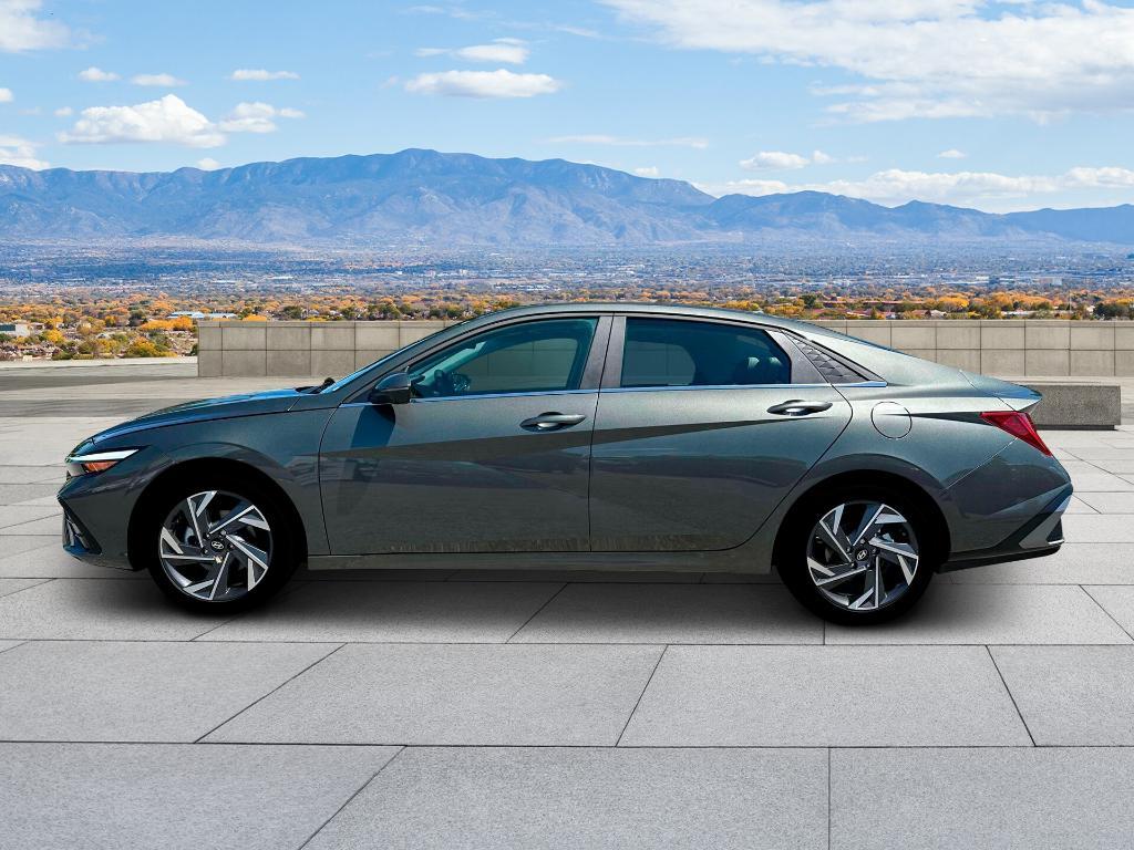 new 2025 Hyundai Elantra car, priced at $27,308