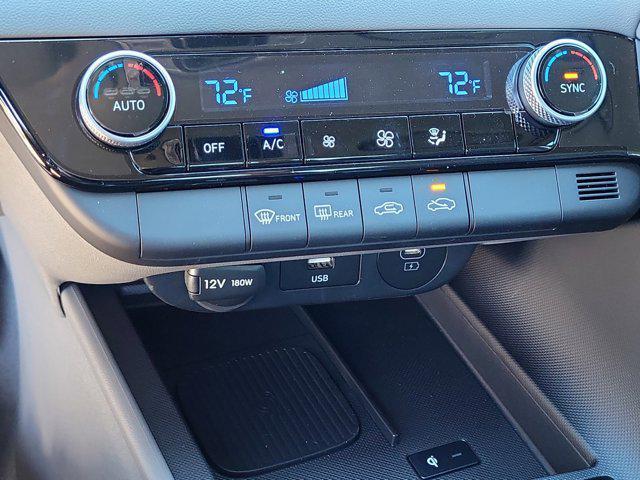 new 2025 Hyundai Elantra car, priced at $23,674
