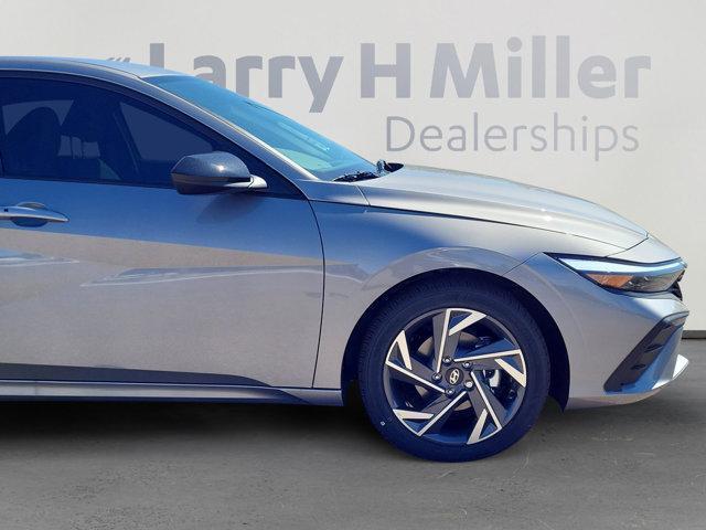 new 2025 Hyundai Elantra car, priced at $23,674