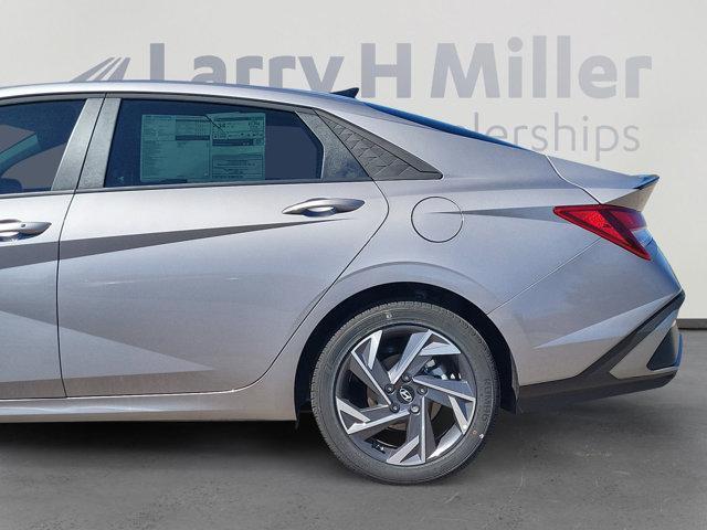 new 2025 Hyundai Elantra car, priced at $23,674