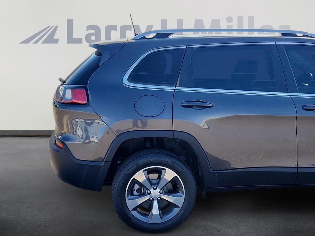 used 2019 Jeep Cherokee car, priced at $21,400