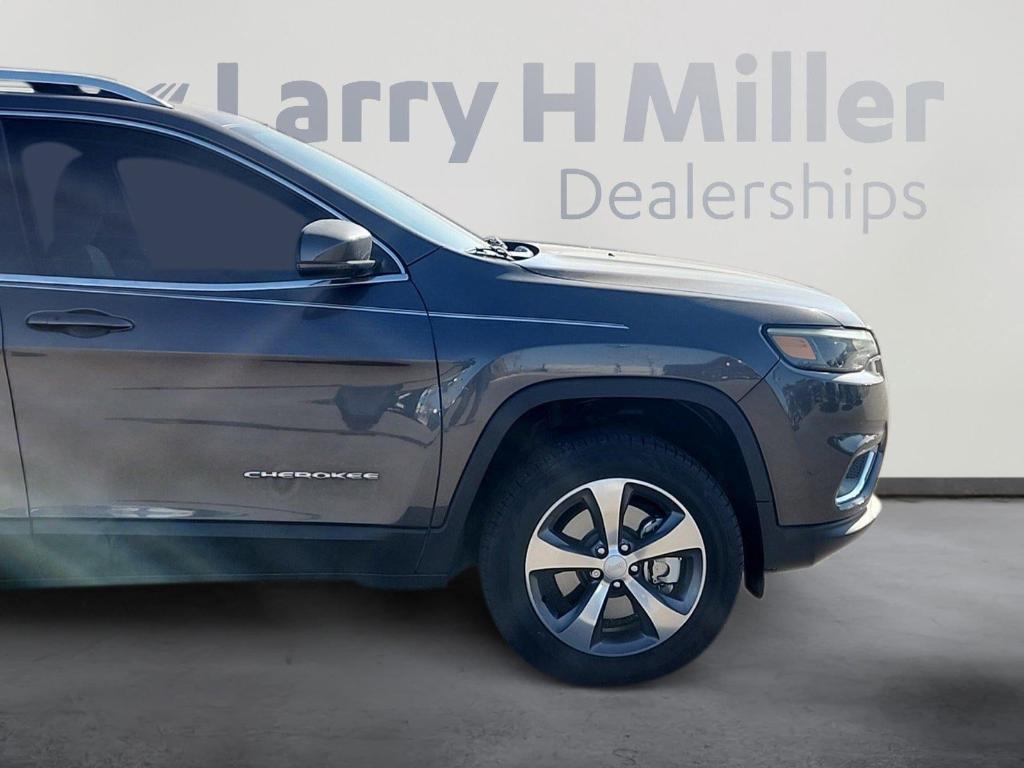 used 2019 Jeep Cherokee car, priced at $21,400