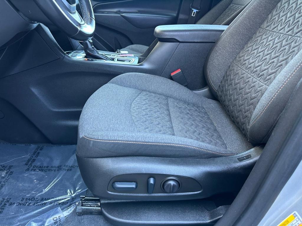 used 2022 Chevrolet Equinox car, priced at $20,000