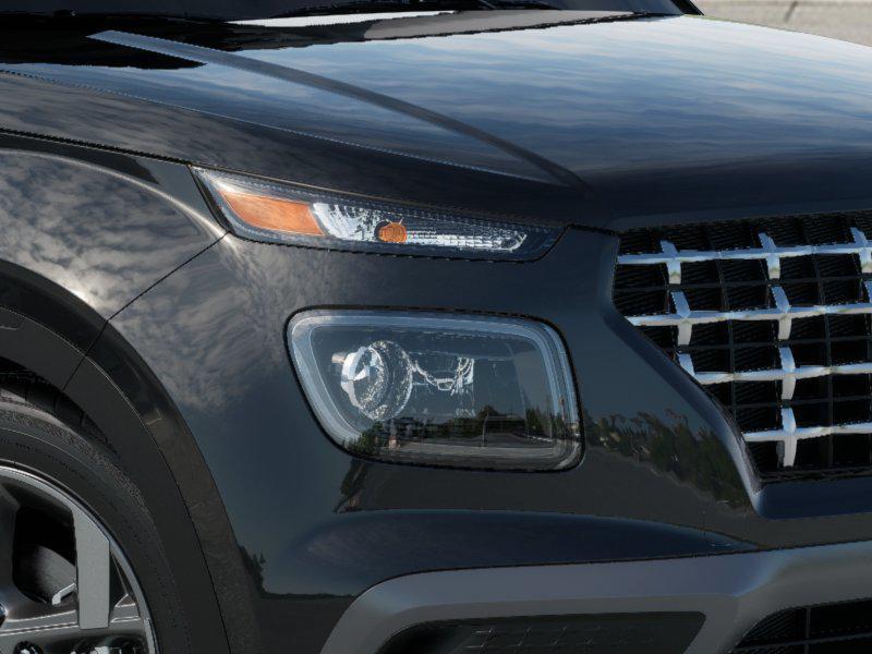 new 2025 Hyundai Venue car, priced at $23,902