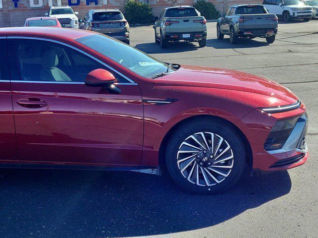 new 2025 Hyundai Sonata Hybrid car, priced at $34,007