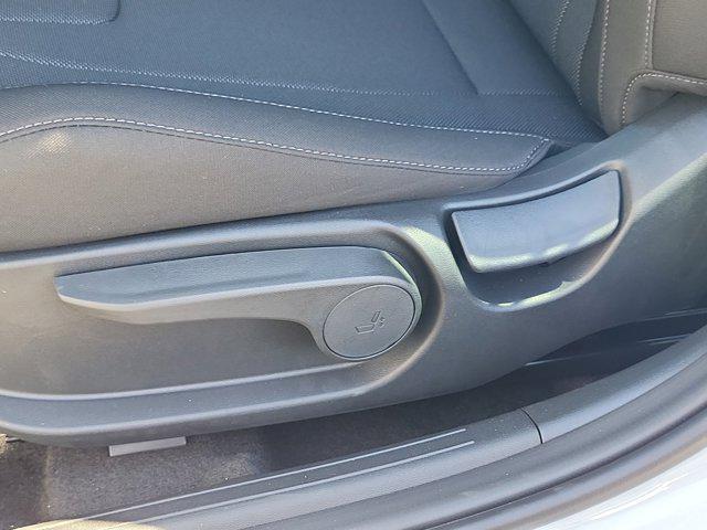 new 2025 Hyundai Elantra car, priced at $23,237