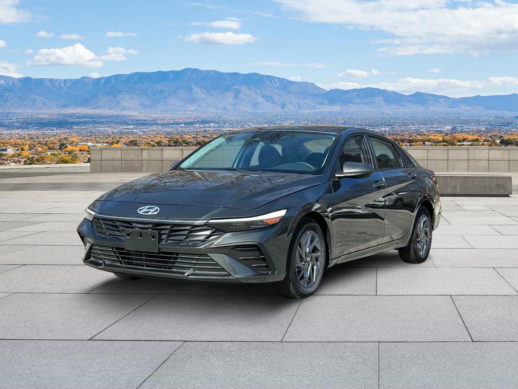 new 2025 Hyundai Elantra HEV car, priced at $27,612