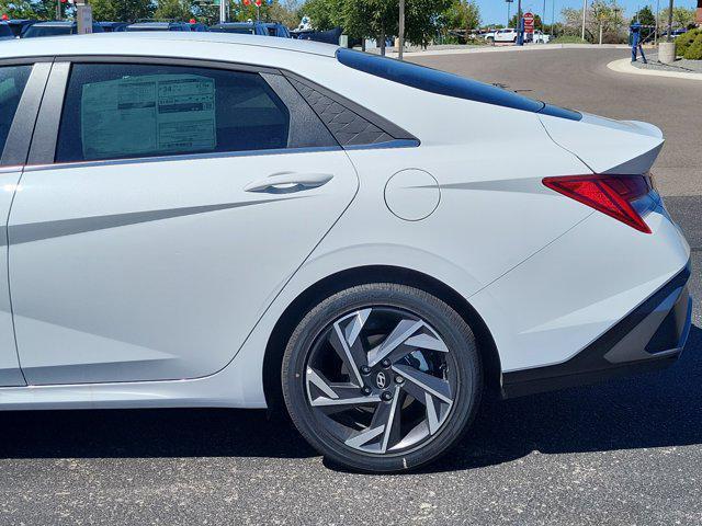 new 2025 Hyundai Elantra car, priced at $27,379