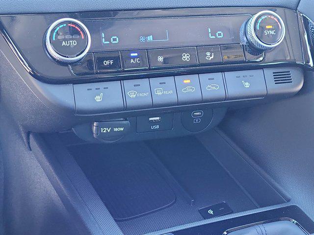 new 2025 Hyundai Elantra car, priced at $27,379