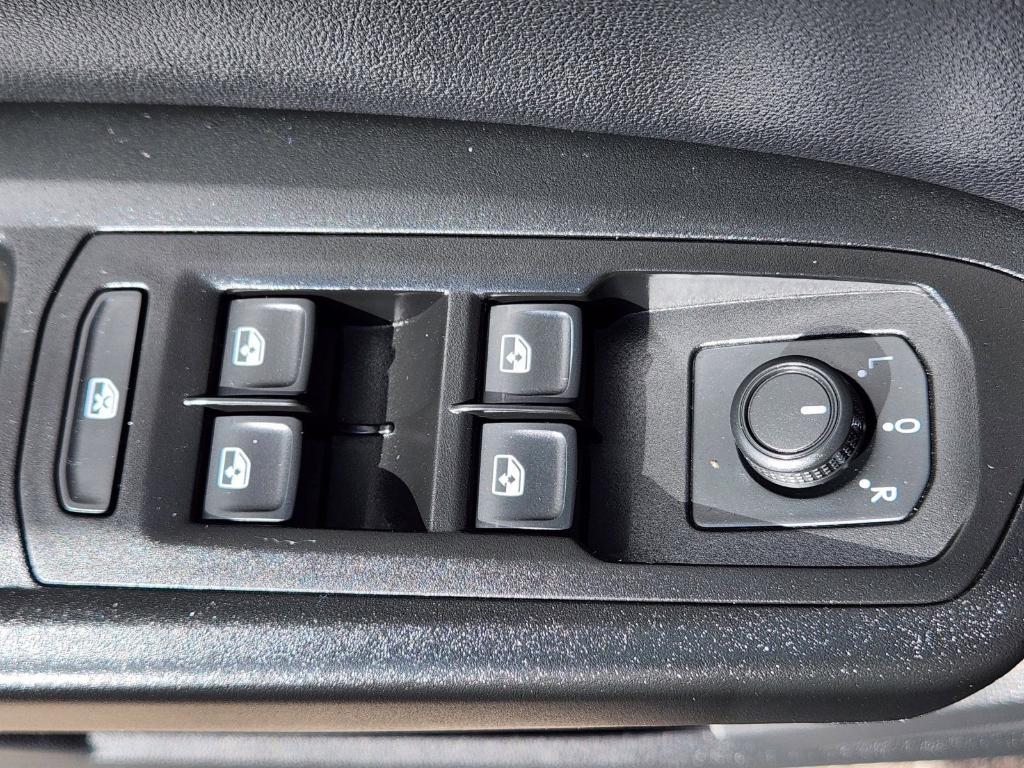used 2021 Volkswagen Atlas car, priced at $19,000