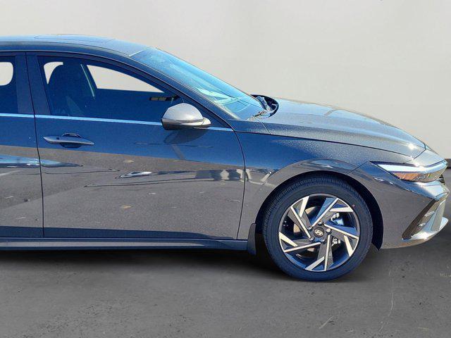 new 2025 Hyundai Elantra car, priced at $28,112