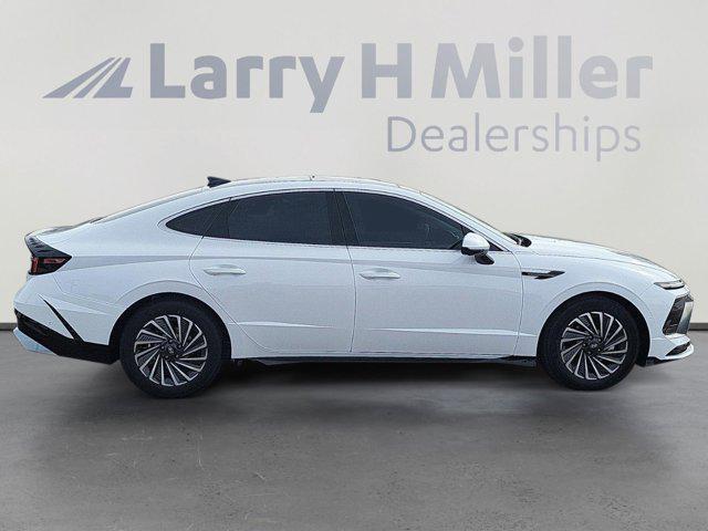 new 2025 Hyundai Sonata Hybrid car, priced at $40,298