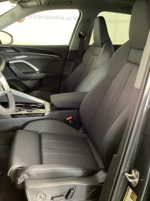 new 2025 Audi Q5 car, priced at $61,300