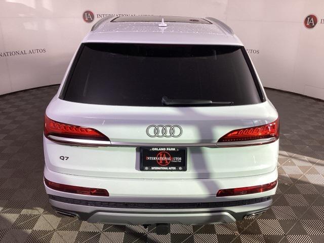 new 2025 Audi Q7 car, priced at $75,890