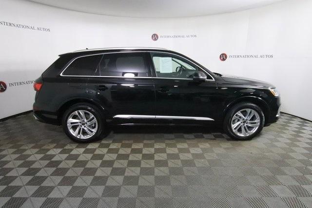 used 2023 Audi Q7 car, priced at $56,700