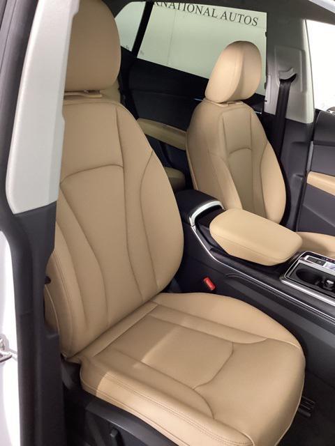 new 2025 Audi Q8 car, priced at $85,160