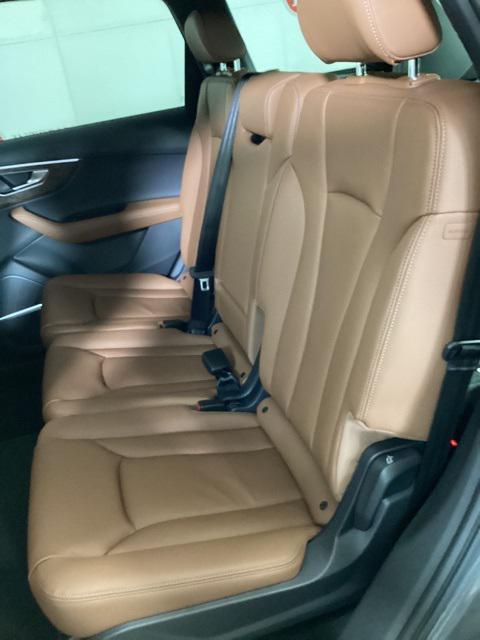 new 2025 Audi Q7 car, priced at $74,645