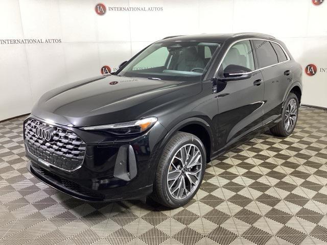 new 2025 Audi Q5 car, priced at $58,442