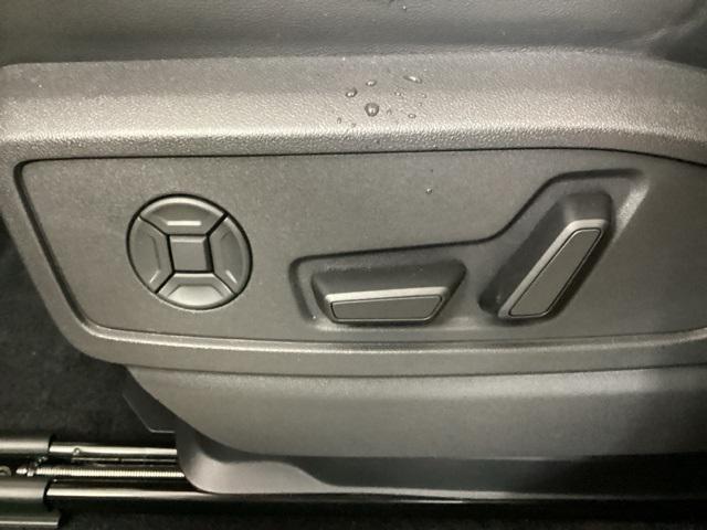 new 2025 Audi Q5 car, priced at $58,190