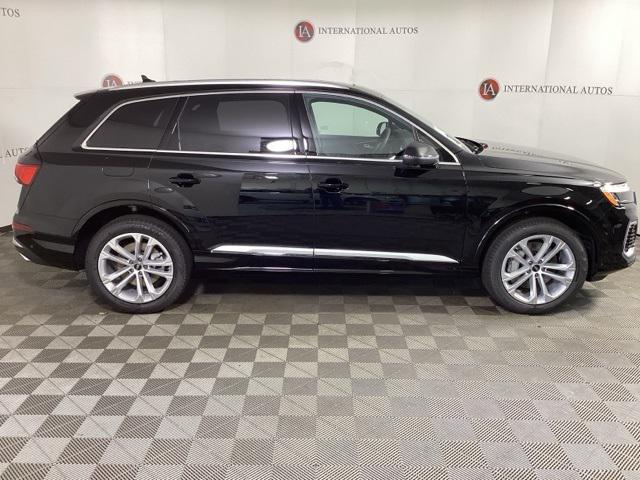 used 2025 Audi Q7 car, priced at $68,900