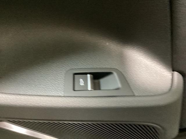 used 2025 Audi Q7 car, priced at $68,900