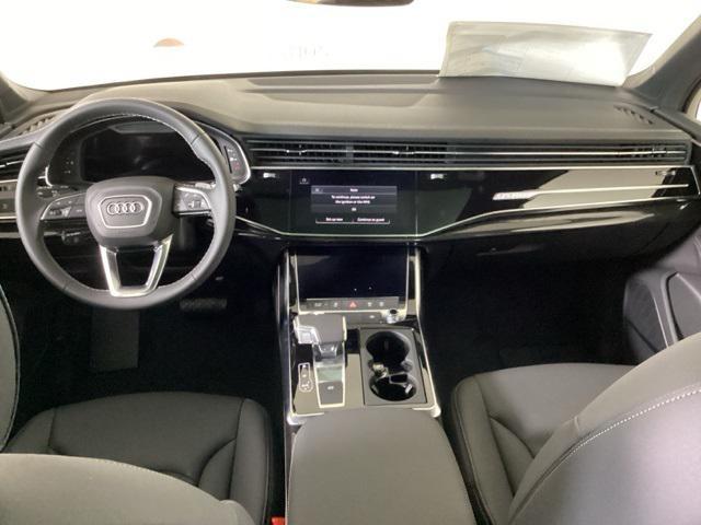 used 2025 Audi Q7 car, priced at $68,900