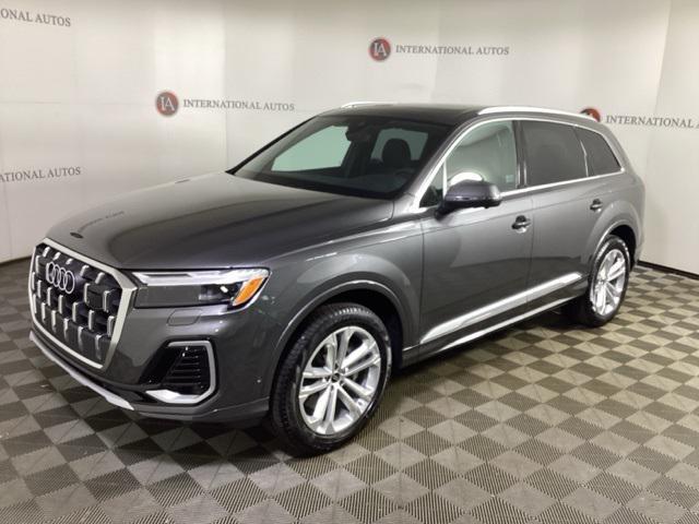 new 2025 Audi Q7 car, priced at $72,695