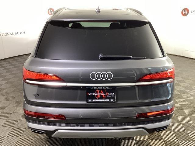 new 2025 Audi Q7 car, priced at $72,695