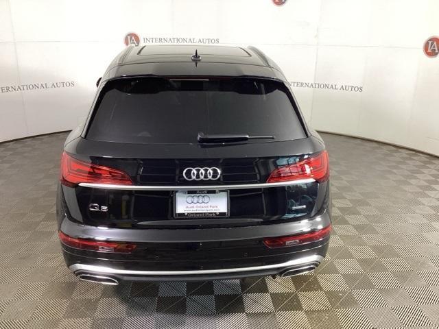 new 2024 Audi Q5 car, priced at $65,140