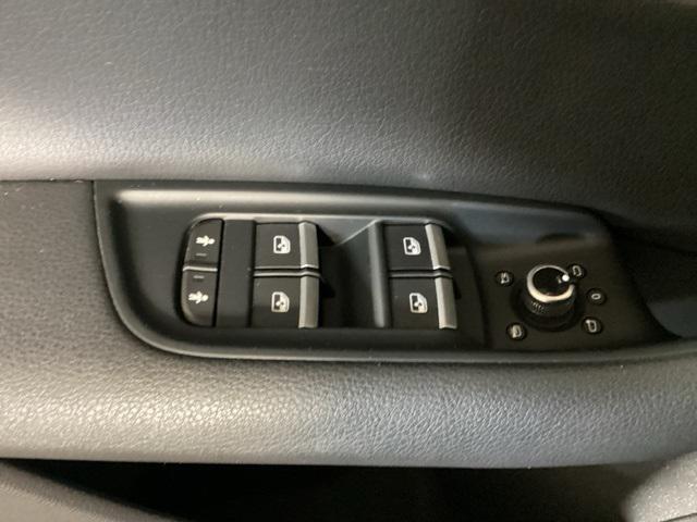 used 2019 Audi Q7 car, priced at $25,500