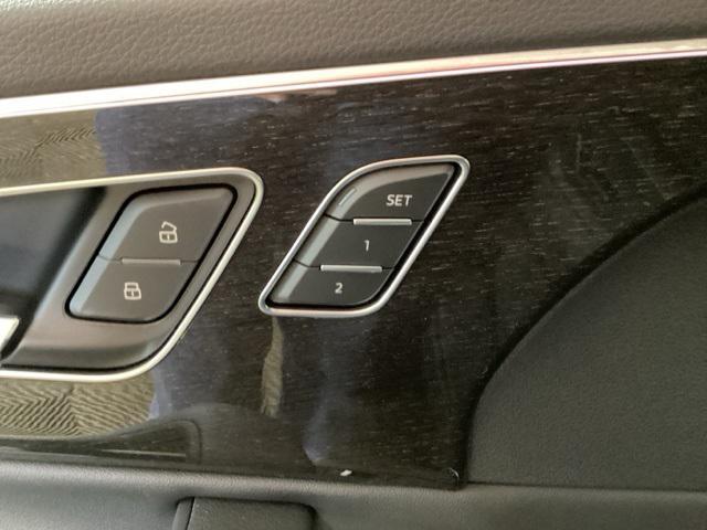 new 2025 Audi Q7 car, priced at $66,345