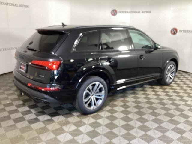 new 2025 Audi Q7 car, priced at $66,345