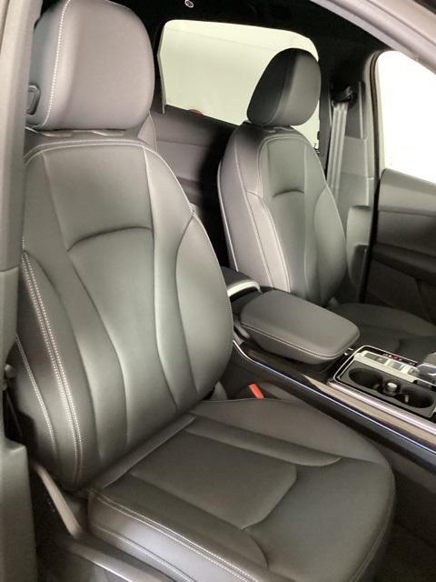new 2025 Audi Q7 car, priced at $66,345