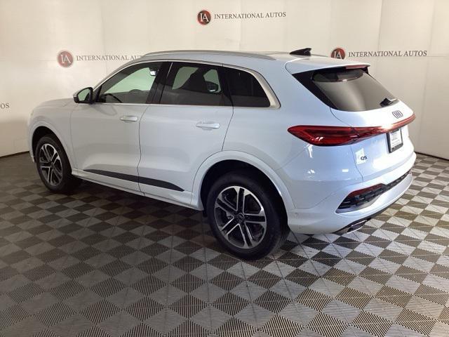 new 2025 Audi Q5 car, priced at $60,175