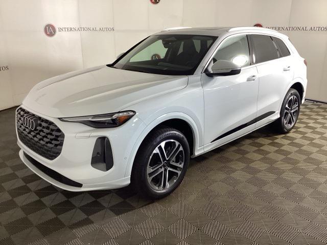 new 2025 Audi Q5 car, priced at $60,175