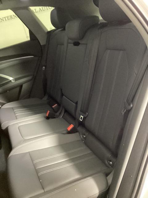 new 2025 Audi Q5 car, priced at $60,175