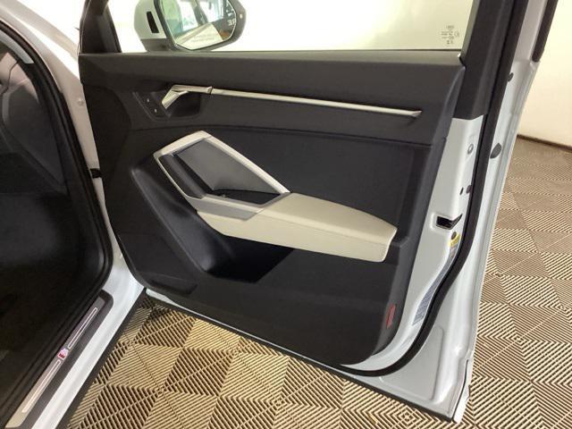 new 2025 Audi Q3 car, priced at $44,025