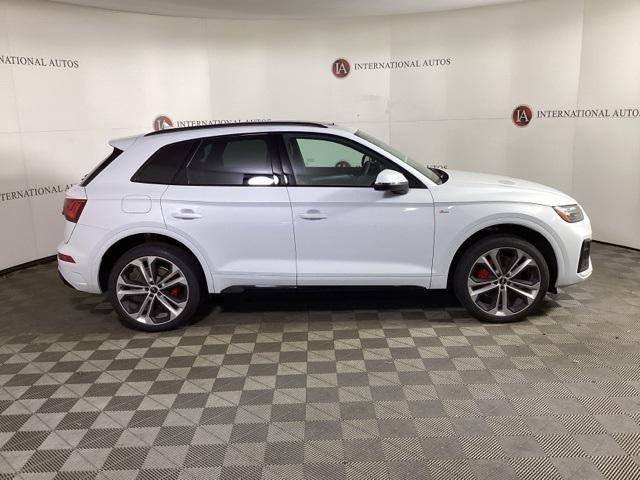 new 2025 Audi Q5 car, priced at $59,810