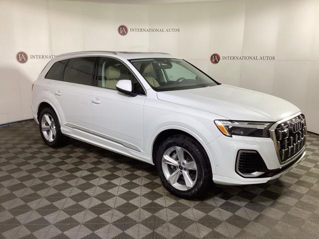 new 2025 Audi Q7 car, priced at $69,250