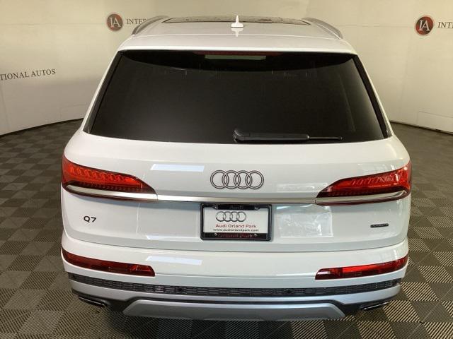 new 2025 Audi Q7 car, priced at $69,250