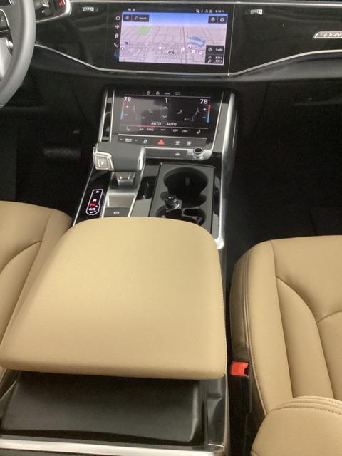 new 2025 Audi Q7 car, priced at $69,250