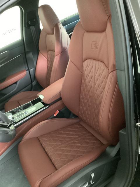 new 2025 Audi S6 car, priced at $87,475