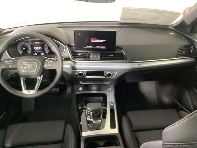 new 2025 Audi Q5 car, priced at $59,925